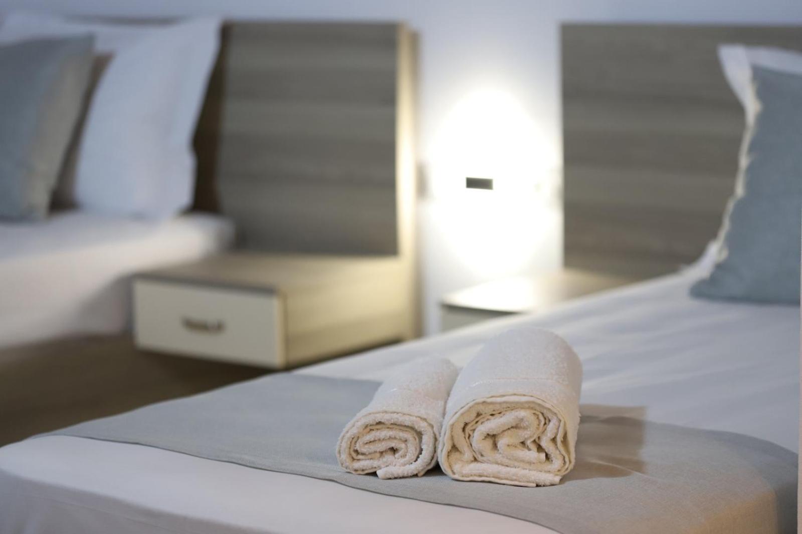 Guesthouse Kazazi Berat Bagian luar foto