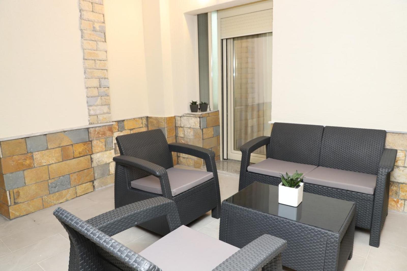 Guesthouse Kazazi Berat Bagian luar foto
